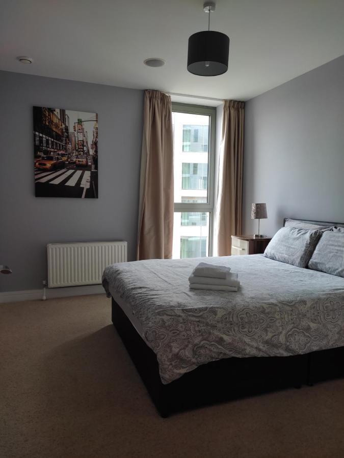 Benji & Milos Apartments Belfast Exteriör bild